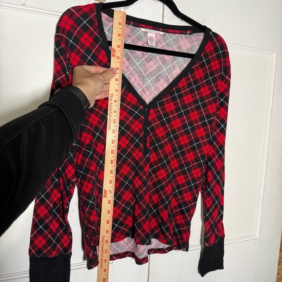 Victoria's Secret Thermal Pajama Top Plaid Red and Black Size Medium Button - Picture 3 of 6